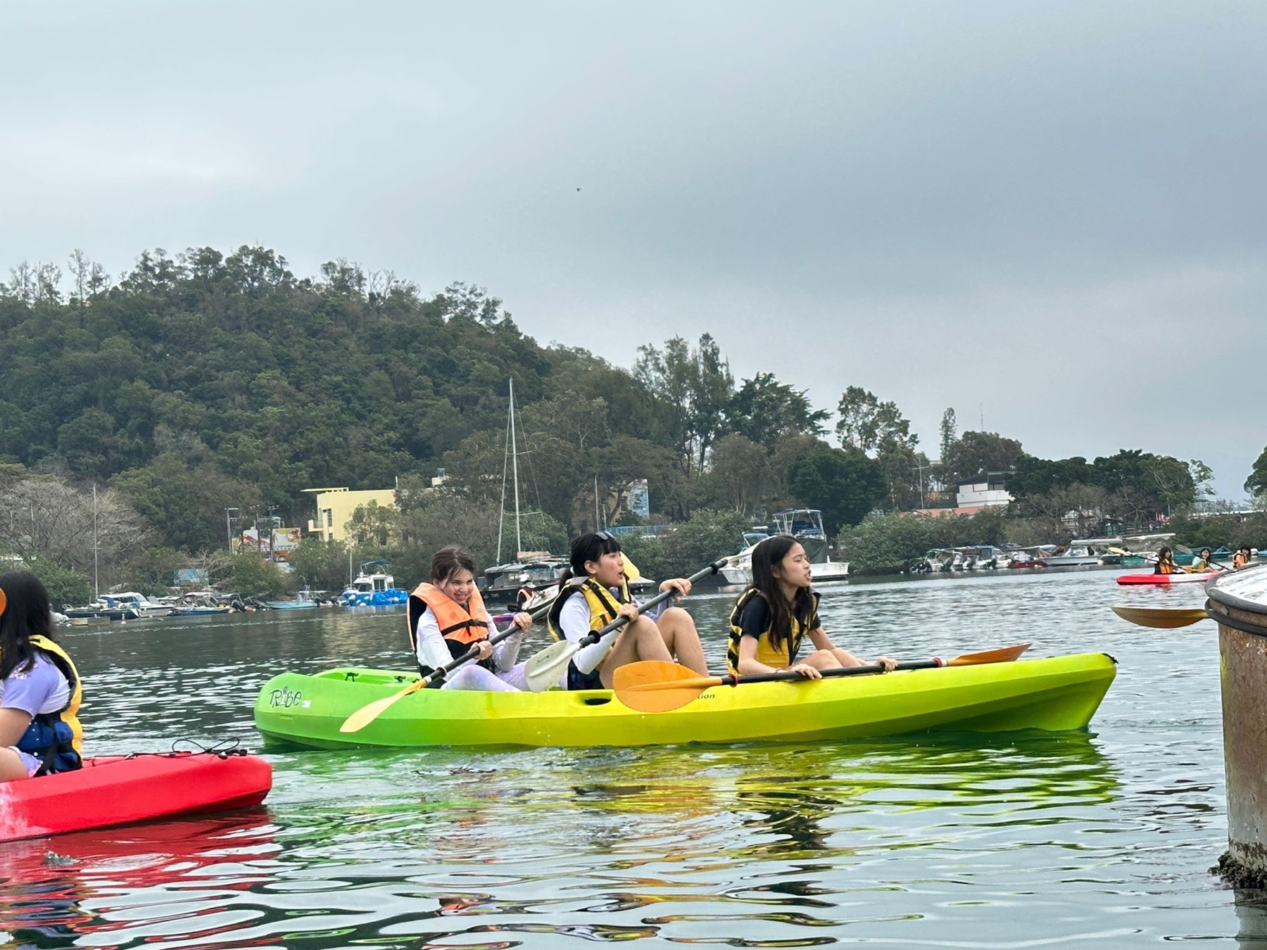 SSHK students kayaking during Leadership Camp